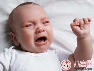 紧急事件|小男孩突然双目紧闭晕倒 宝宝突然晕倒怎么办