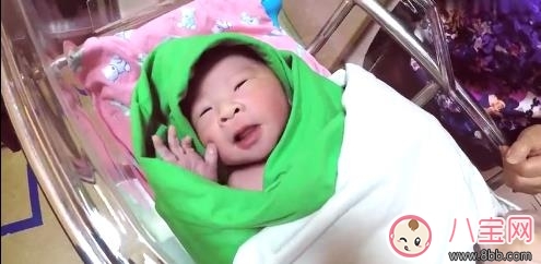 幸福|丈夫用镜头记录妻子怀孕十个月 网友直呼这大概就是幸福的样子吧