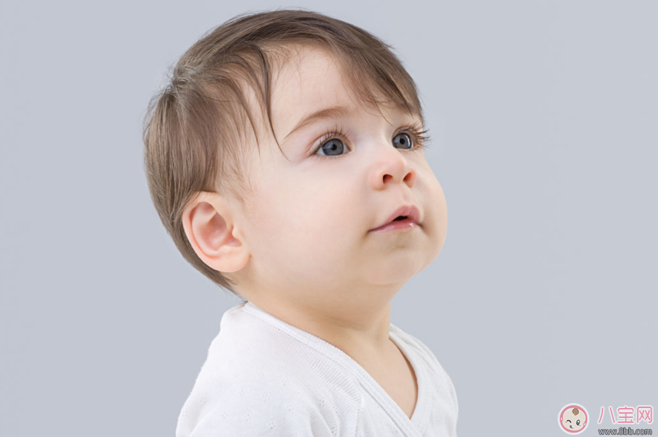 奶嘴|宝宝奶瓶选择容量不需选最大 奶嘴孔型选择大有学问