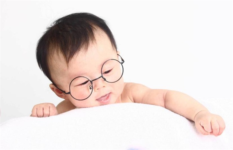 鸡年|2017鸡宝宝取什么名好 2017年出生宝宝取名推荐