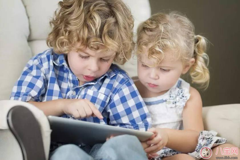 修杰楷|贾静雯咘咘唱歌呆萌可爱 宝宝唱歌萌翻天