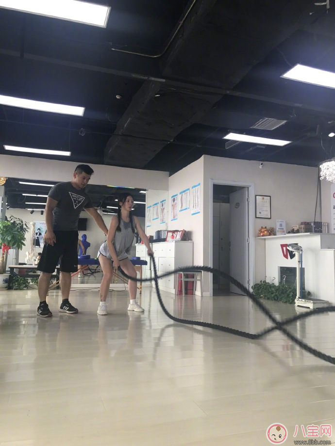 减肥|柳岩减肥不是胖是壮 怎么学柳岩的减肥方法