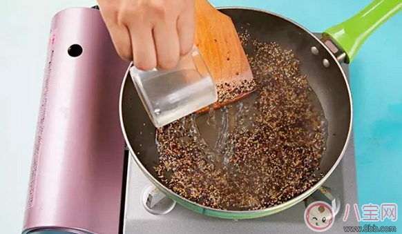 宝宝|给宝宝辅食加点谷物 甜菜南瓜藜麦饭