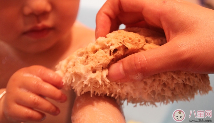 工具|宝宝洗澡小工具 选天然洗澡海绵沐浴球