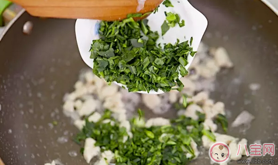 蔬菜|宝宝辅食蔬菜多 小白菜鸡肉饭