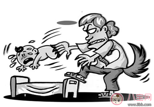 月嫂|月嫂给婴儿喂奶拎在半空中晃 照顾孩子到底应不应该请月嫂