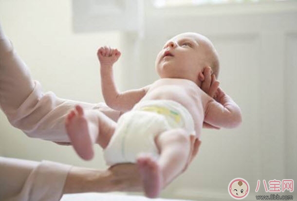 受凉|三个月宝宝拉肚子有泡沫怎么办 宝宝多半受凉了(穿肚兜)
