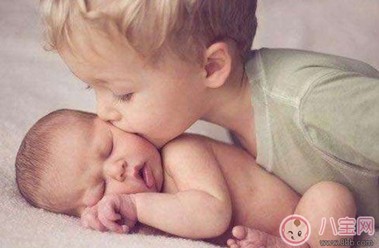 二胎|养一个孩子好还是两个孩子好 养一个孩子和两个孩子的区别