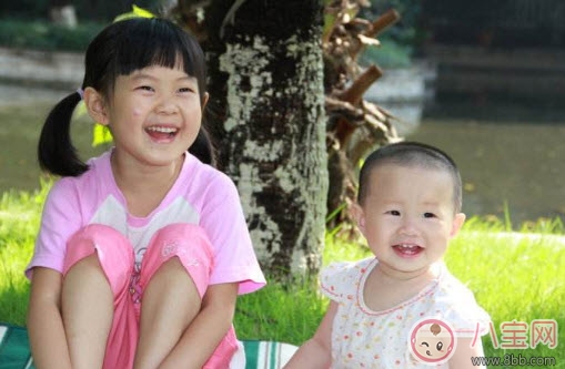 二胎|养一个孩子好还是两个孩子好 养一个孩子和两个孩子的区别