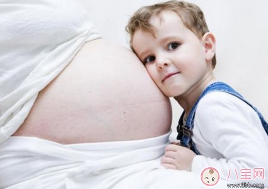 感觉|胎动的感觉有哪几种，各种胎动代表什么意思(宝宝在说话)