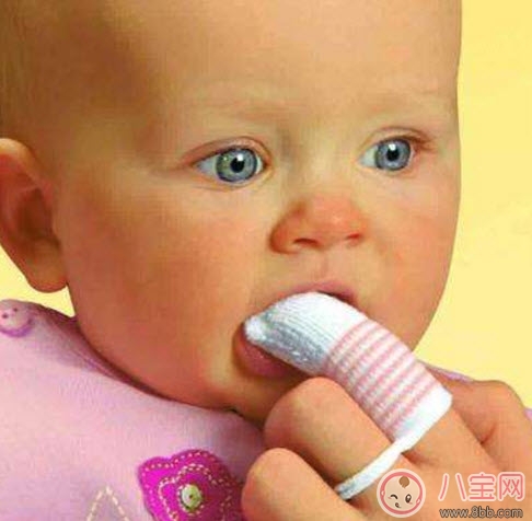 宝宝|宝宝口臭的原因是什么 小孩子口臭的解决办法