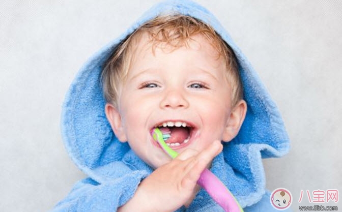 宝宝|宝宝口臭的原因是什么 小孩子口臭的解决办法