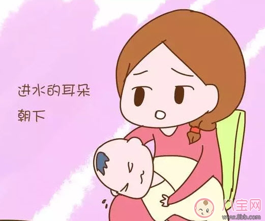 耳朵|宝宝洗澡耳朵进水了怎么办 怎么判断宝宝耳朵进水(摇头挖耳朵)
