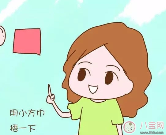 耳朵|宝宝洗澡耳朵进水了怎么办 怎么判断宝宝耳朵进水(摇头挖耳朵)