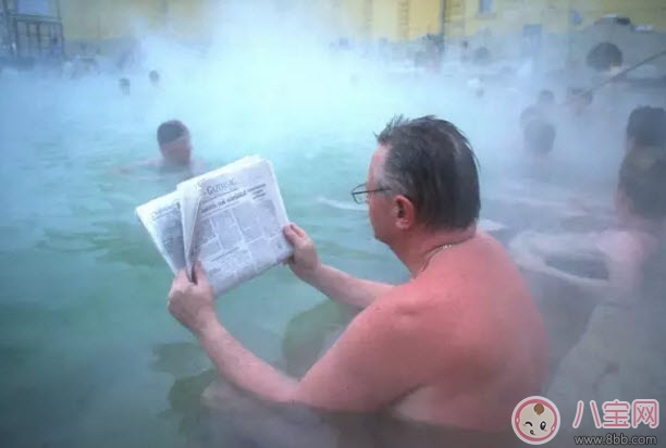 婴儿|2017夏季宝宝游泳水温多少合适 婴儿游泳水温过高会怎么样