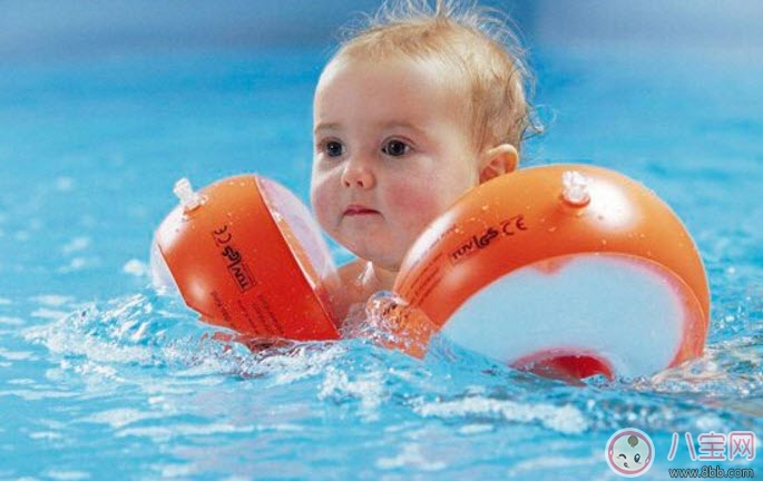 婴儿|2017夏季宝宝游泳水温多少合适 婴儿游泳水温过高会怎么样