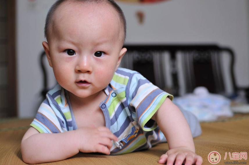 豆豆眼|孩子内斜视怎么办 怎么纠正孩子内斜视