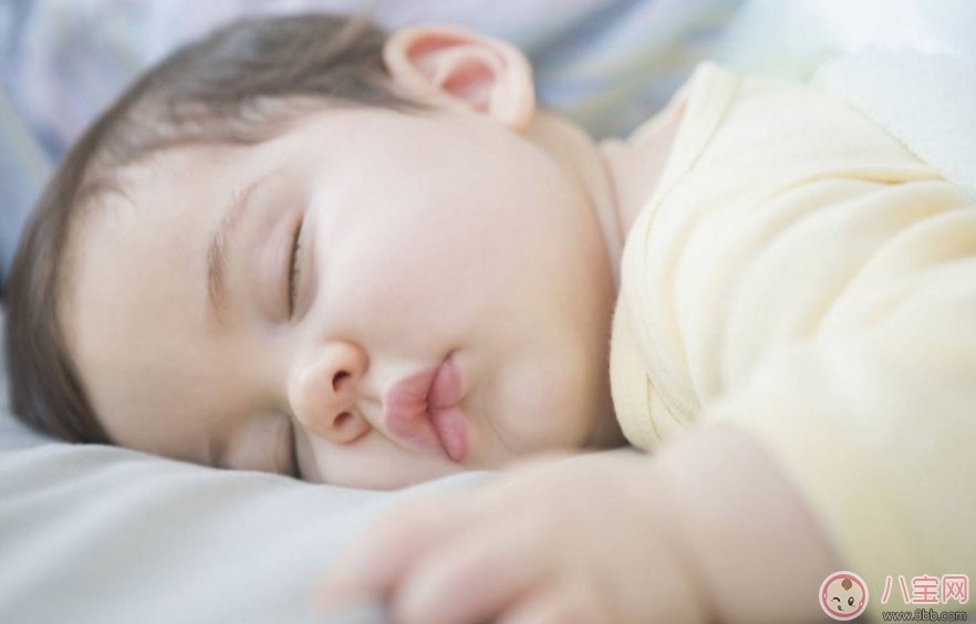 醒醒|章子怡工作女儿醒了好乖 怎么安抚睡醒的宝宝