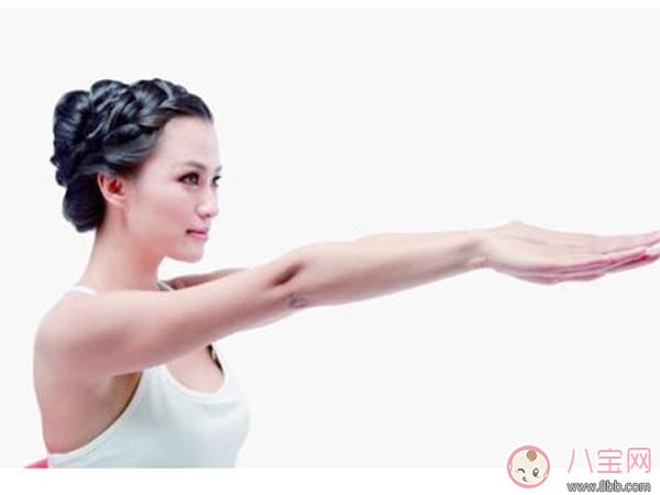 下垂|产后防止胸部下垂 做丰胸操胸部不变形