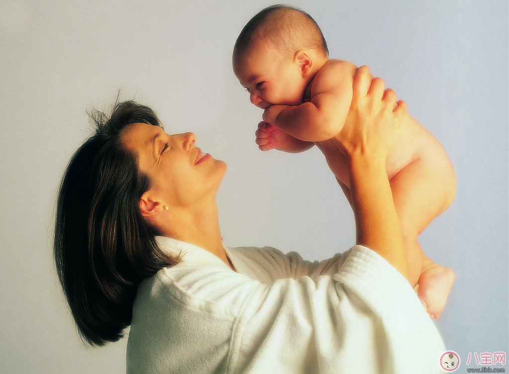 症状|乳腺癌早期的症状 孕后如何预防乳腺癌