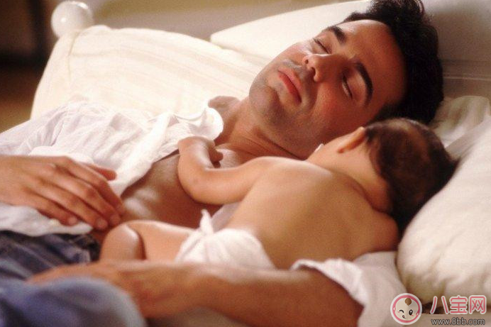 陈冠希|新晋奶爸陈冠希上线 晒女儿可爱小鞋子