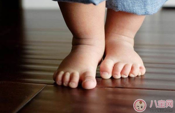 走路|亲子游戏让宝宝轻松学会走路 宝宝练习走路亲子游戏
