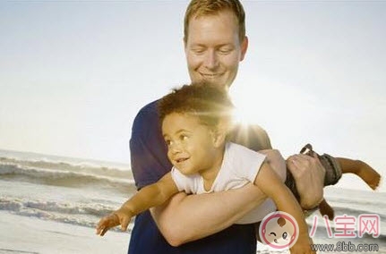 爸爸|适合宝宝和爸爸一起玩的亲子游戏 父亲和宝宝的亲子游戏