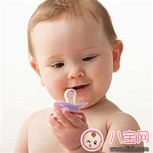 饺子|看《妈妈是超人》饺子使用安抚奶嘴 安抚奶嘴能用吗