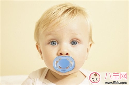 饺子|看《妈妈是超人》饺子使用安抚奶嘴 安抚奶嘴能用吗