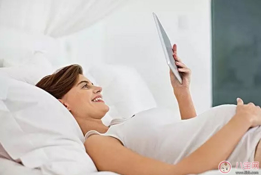 手机|怀孕玩手机孩子易暴躁 手机对孕妇的影响还有哪些