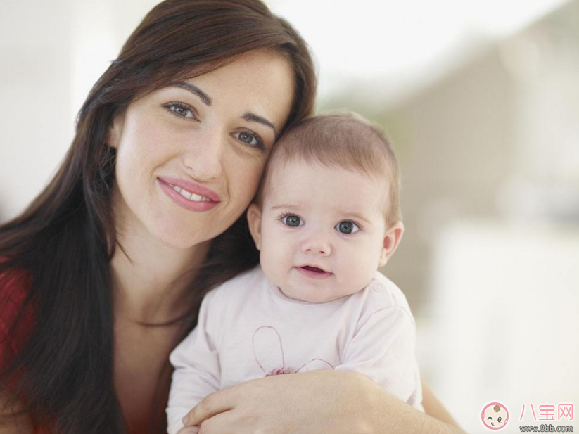 胸部下垂|母乳喂养会造成胸部下垂 错!真相其实是这样