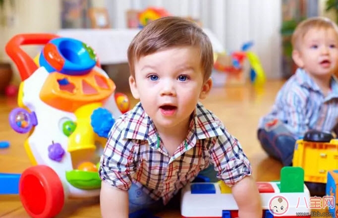 机构|家长如何给孩子挑选早教机构 挑选早教机构注意事项