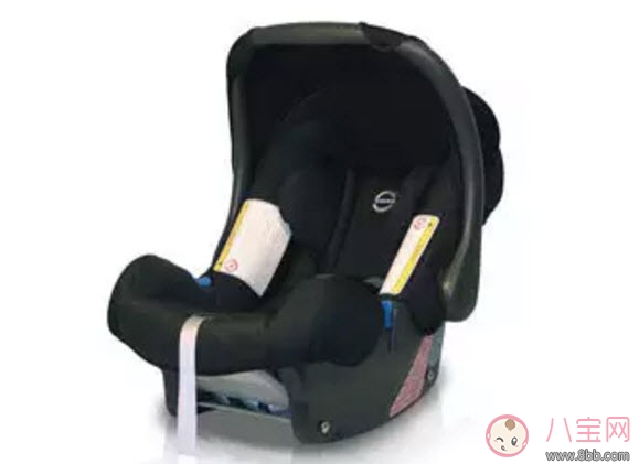 安装|使用儿童安全座椅没系安全带 勿犯不必要的错误