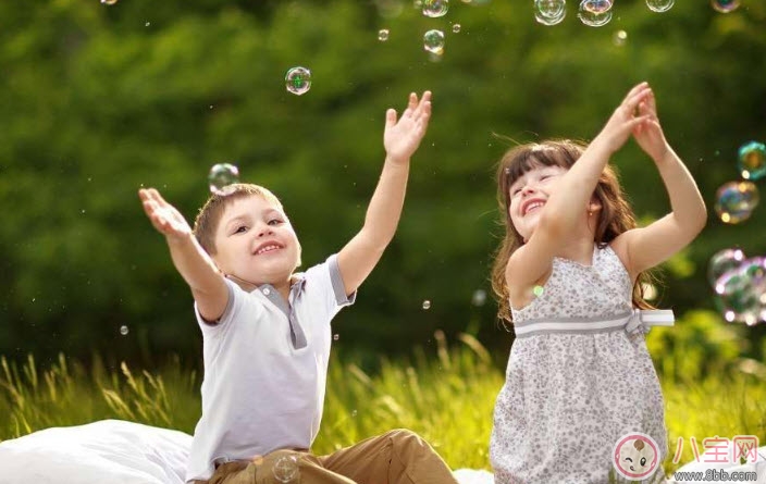 亲子|简单的亲子游戏有哪些 这些亲子游戏孩子越玩越聪明