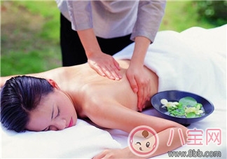 大小|胸部大小很重要乳房如何影响女性