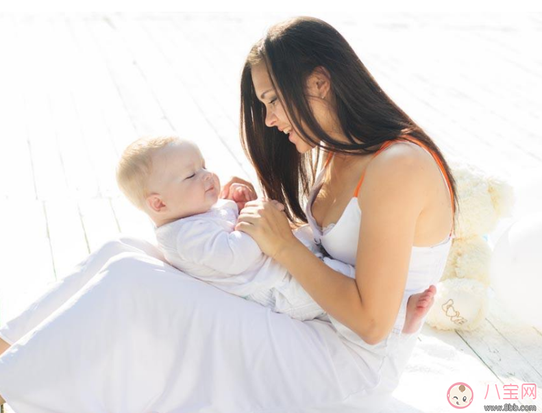 奶水不足|胸小就一定奶水不足吗 奶水不足的标准是什么