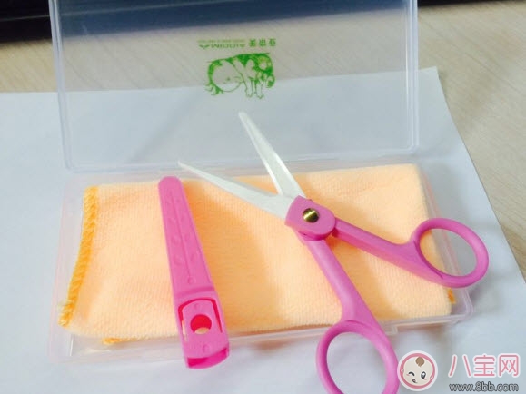 剪刀|宝宝辅食剪刀有用吗 婴儿辅食剪刀测评(陶瓷辅食剪刀)