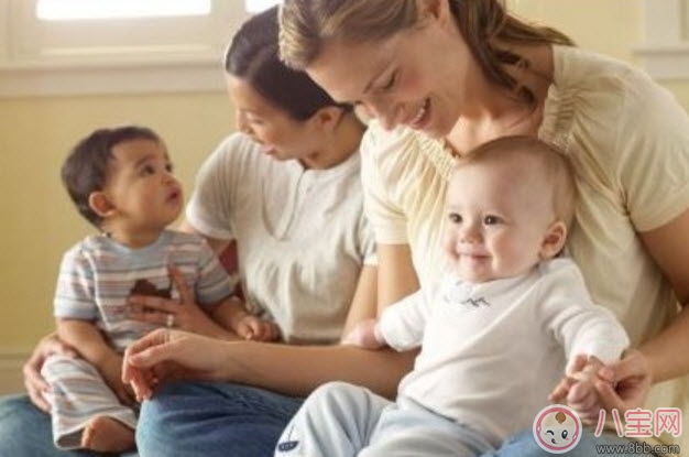 衣服|新生儿衣服怎么买 如何给宝宝挑选衣服