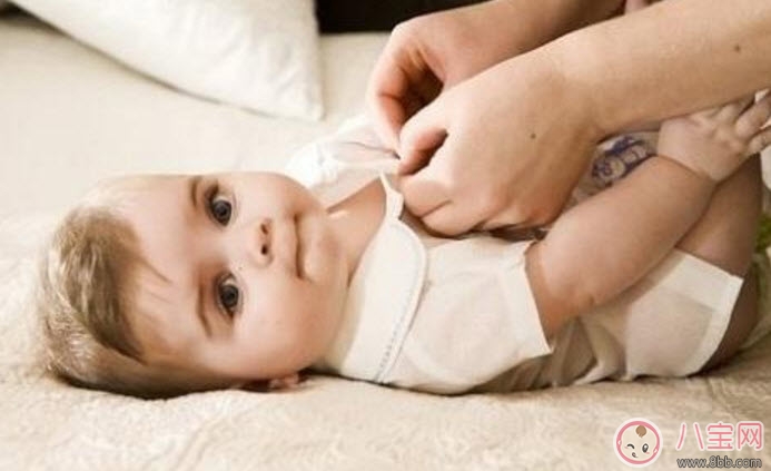 衣服|新生儿衣服怎么买 如何给宝宝挑选衣服