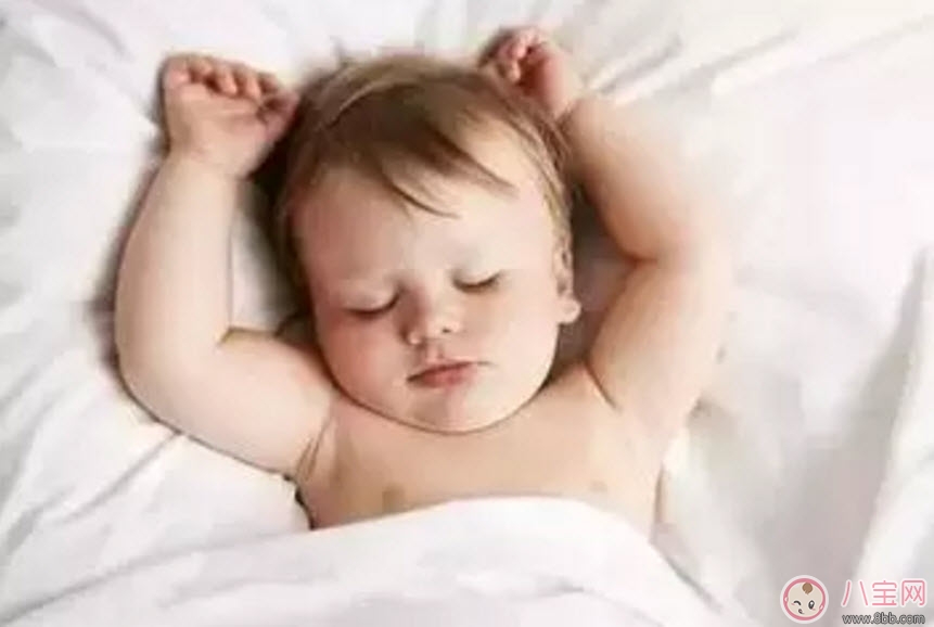 |新生儿吃奶不专怎么办 如何解决吃奶问题