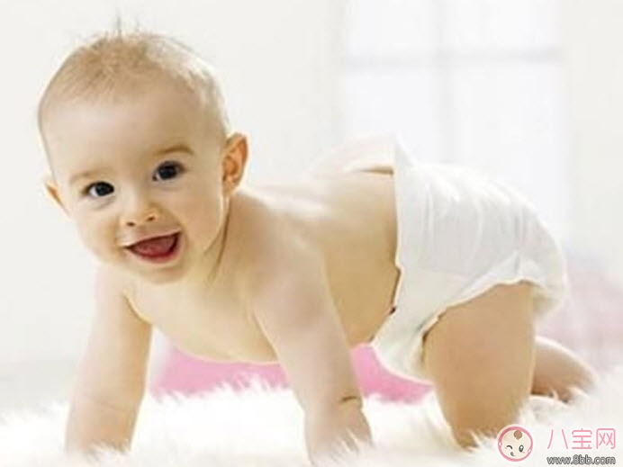 夏天|2017夏天宝宝穿纸尿裤好吗 什么纸尿裤适合夏天用