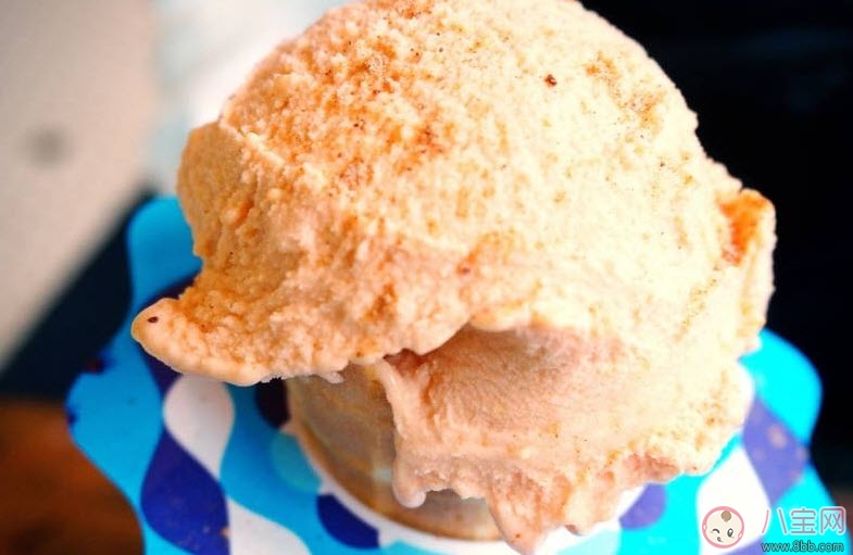 舒淇|舒淇探班林心如冰淇淋在哪买 利克商号冰淇淋lick(利克商號)