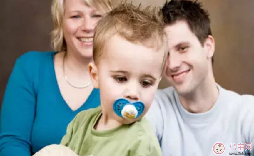 性格|宝宝一直害羞怕生 如何引导孩子更合群