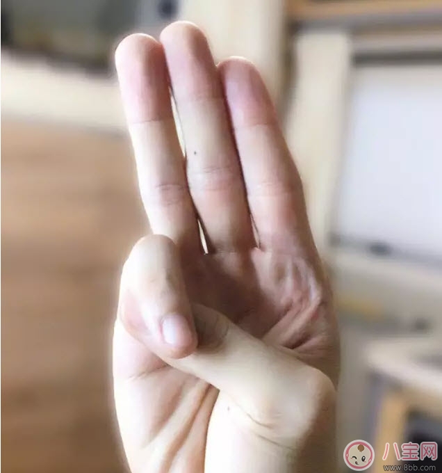 手|秋水誓怎么做 春风十里不如你秋水誓手势步骤图解