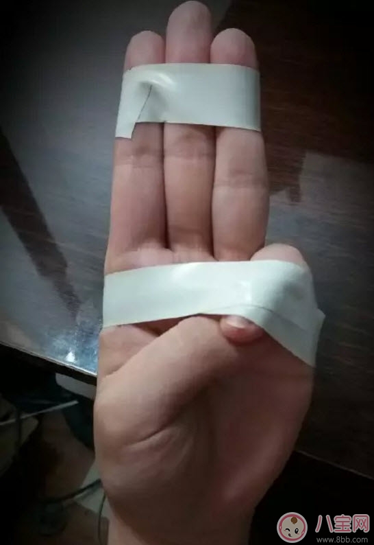 手|秋水誓怎么做 春风十里不如你秋水誓手势步骤图解