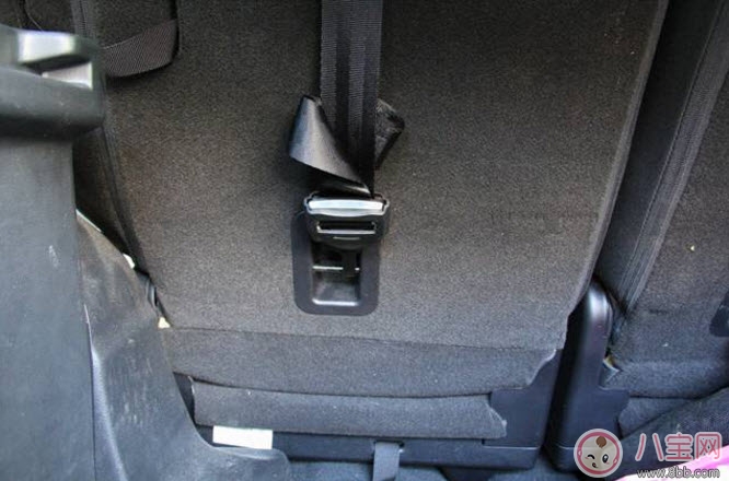 小熊维尼|儿童安全椅需要吗 小熊维尼儿童安全座椅测评