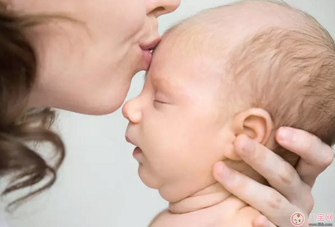 烧心|孕妇烧心是宝宝长头发吗 孕妇烧心吃什么好