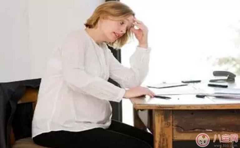 孕妇|孕晚期孕妇胸闷气短怎么缓解 孕妇胸闷气短胎儿会缺氧吗