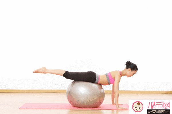 李菲儿|李菲儿柯基臀成最新身材标准 如何拥有柯基臀