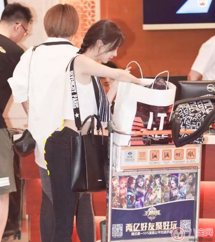 李菲儿|李菲儿柯基臀成最新身材标准 如何拥有柯基臀